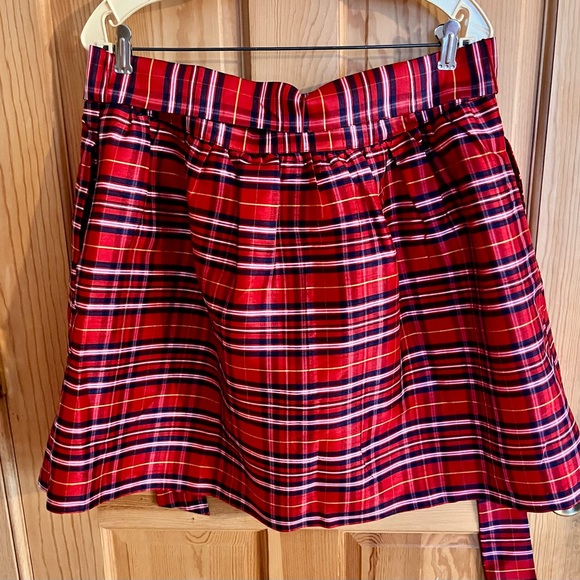 Crown & Ivy Red Plaid Holiday Party Lined New SZ 16 Mini Skirt Side Zip Pockets - Picture 14 of 17
